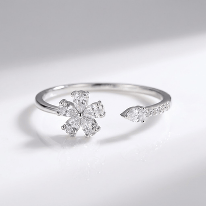 SILVER ZIRCONIA FLOWER - (ADJUSTABLE)