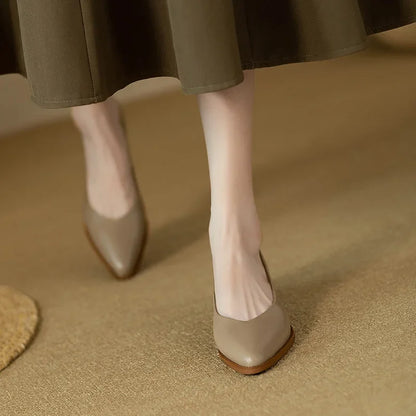 Helen | Classic Chic Pumps