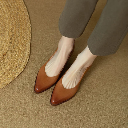 Helen | Classic Chic Pumps